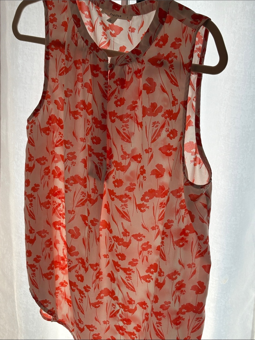 fun 2 fun Coral Floral Sleeveless Camisole